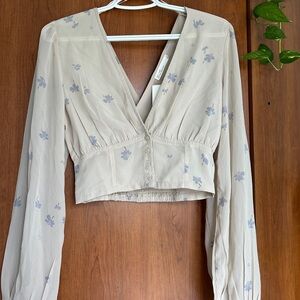 OAK + FORT cropped blouse w/purple flowers